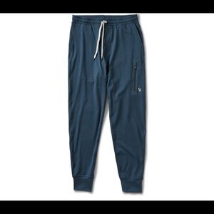 NEW w/tags Vuori Joggers - M